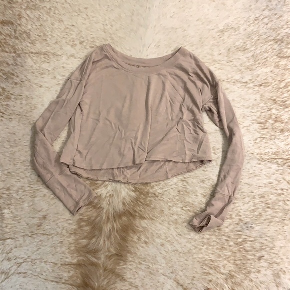 Xhilaration Tops - Cropped pale pink workout or lounge top